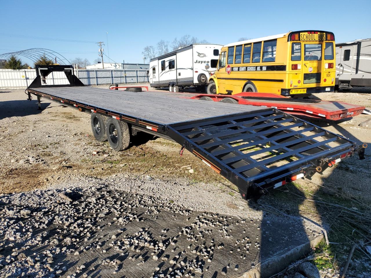 Lot #3030491458 2023 TRAIL KING TRAILER