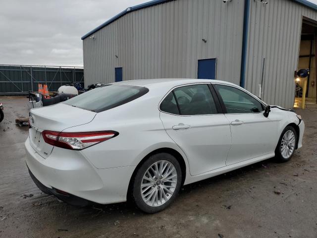 2018 TOYOTA CAMRY L - 4T1B11HK0JU027996
