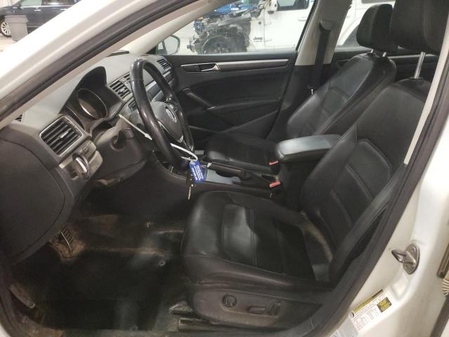 2017 VOLKSWAGEN PASSAT R-L - 1VWDT7A32HC037441