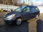 TOYOTA SIENNA LE photo