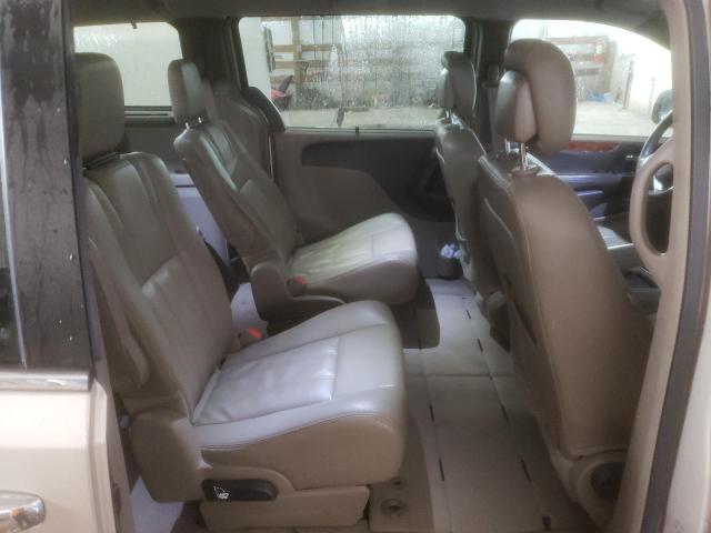 2016 CHRYSLER TOWN & COU - 2C4RC1BG9GR128798