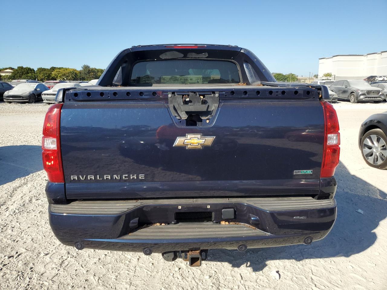 Lot #3024371539 2011 CHEVROLET AVALANCHE