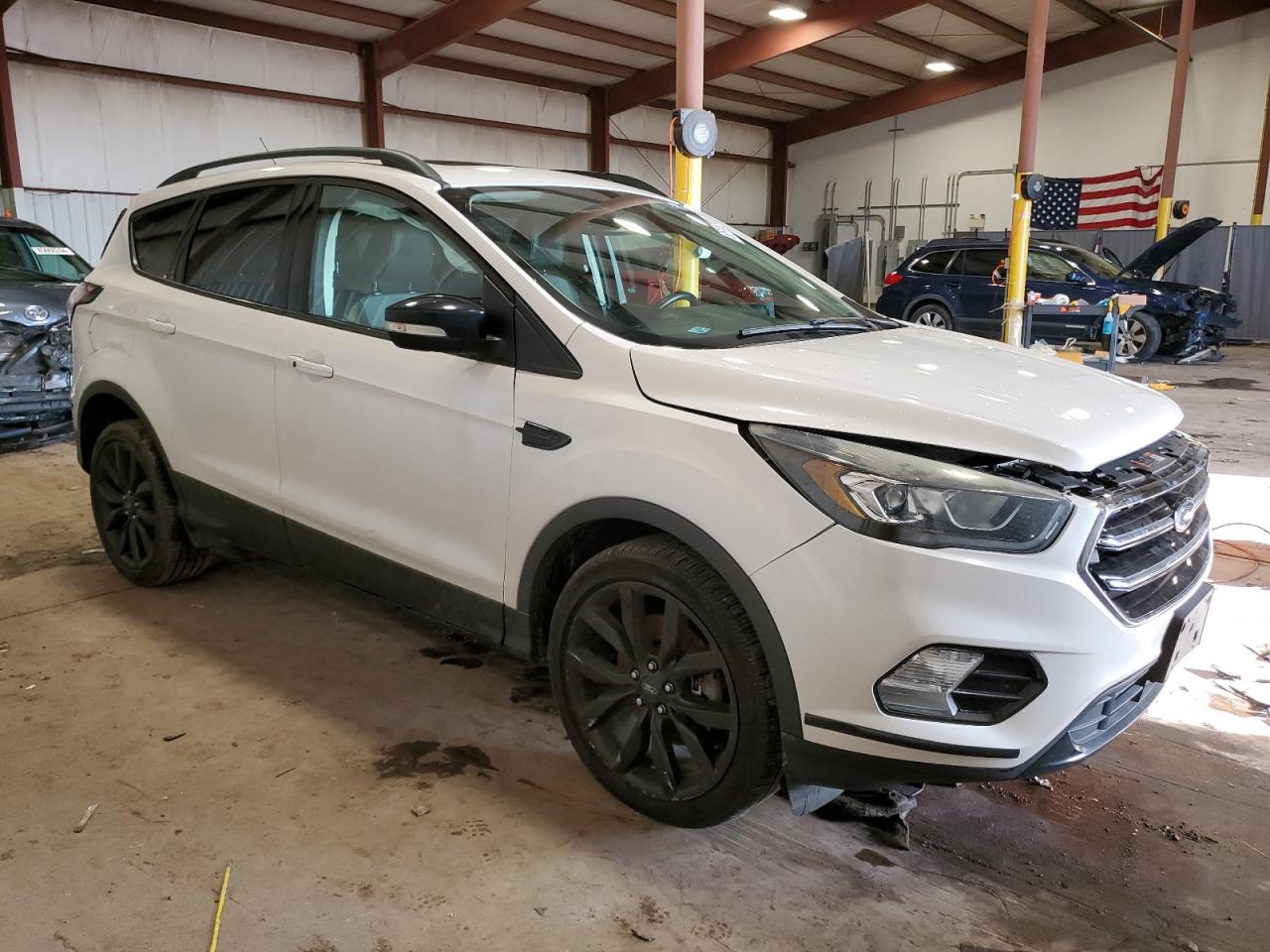 Lot #3033237864 2017 FORD ESCAPE TIT