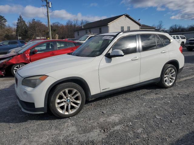 VIN WBAVL1C5XFVY29659 2015 BMW X1 no.1