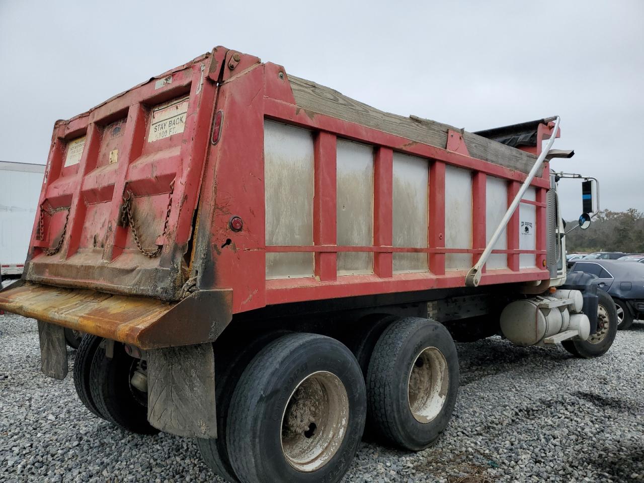 Lot #3033302815 2007 MACK 700 CV700