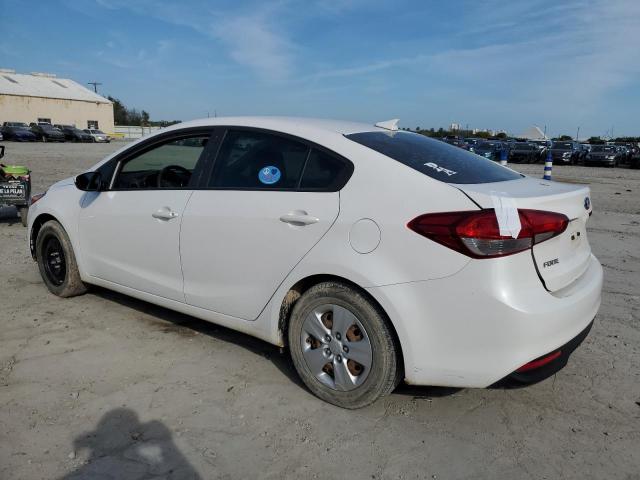 VIN 3KPFL4A79JE206110 2018 KIA FORTE no.2