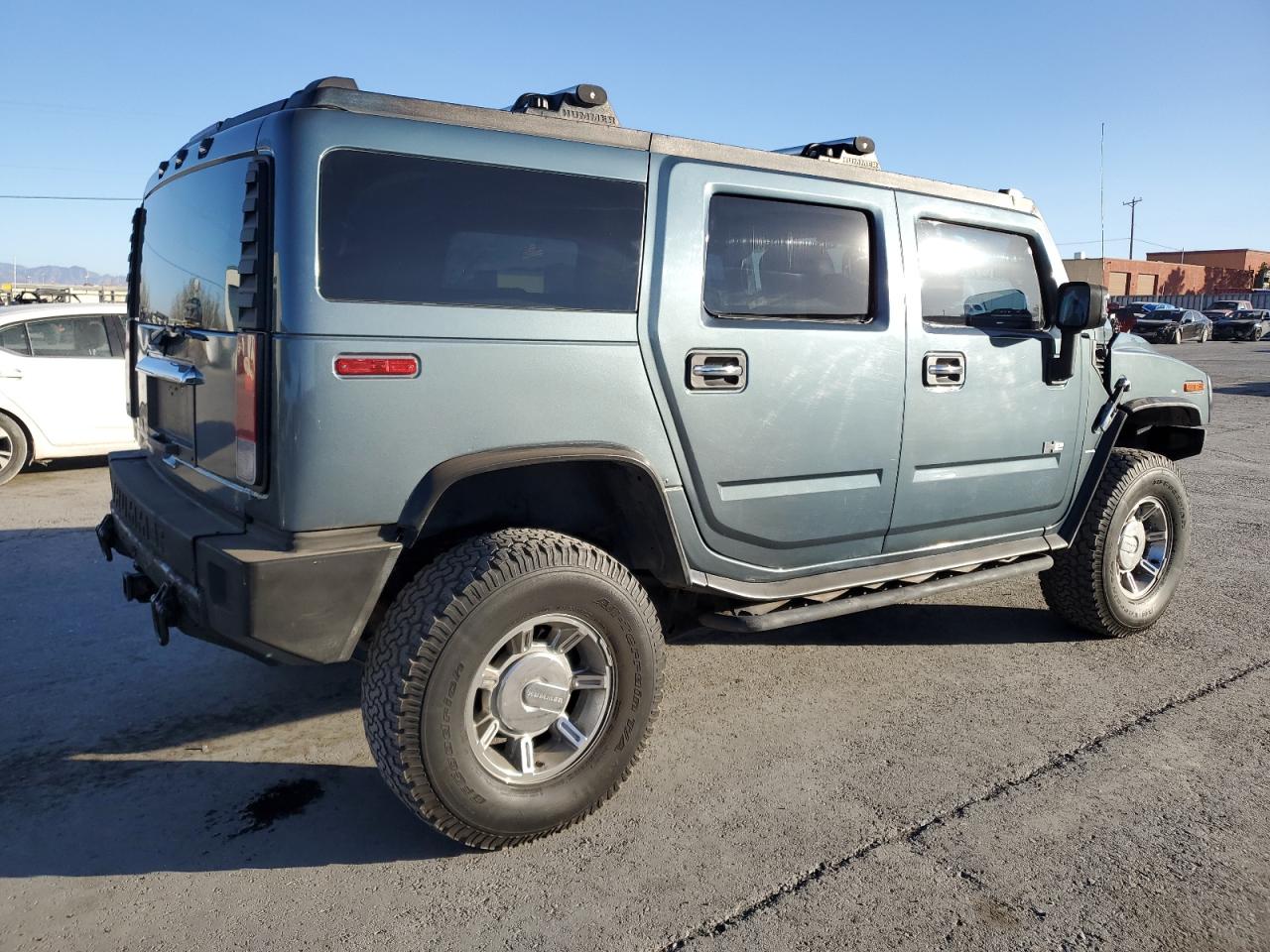 Lot #3028293802 2005 HUMMER H2