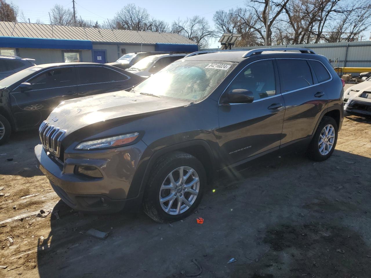  Salvage Jeep Grand Cherokee