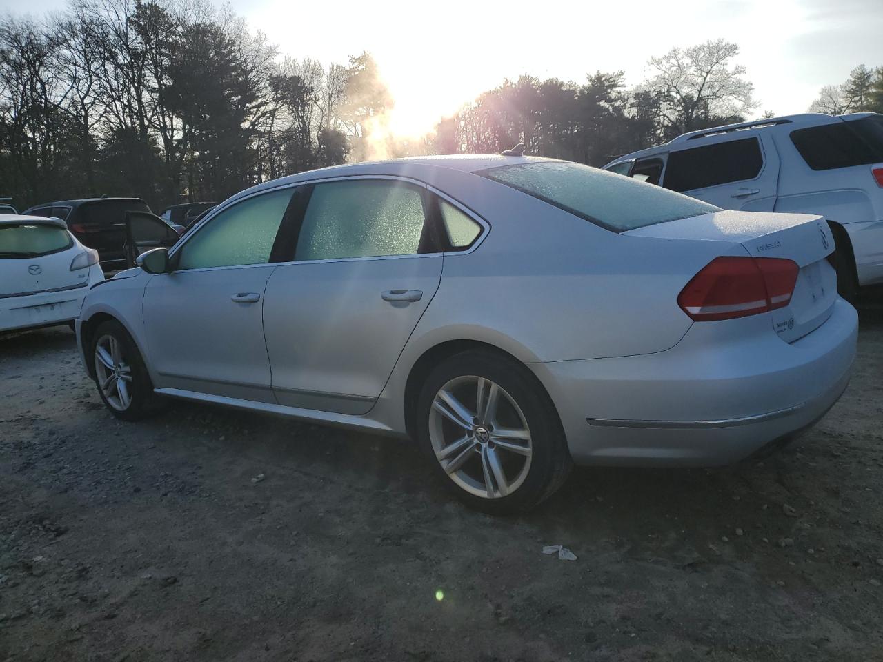 Lot #3055127967 2012 VOLKSWAGEN PASSAT SE