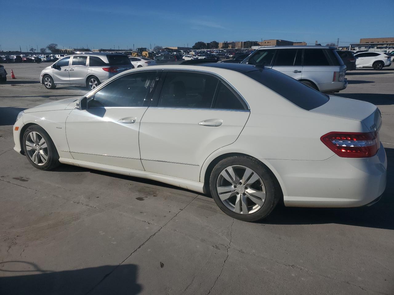 Lot #3034065837 2011 MERCEDES-BENZ E 350 BLUE