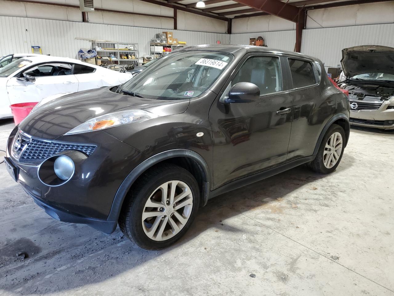 Lot #3033100001 2011 NISSAN JUKE S