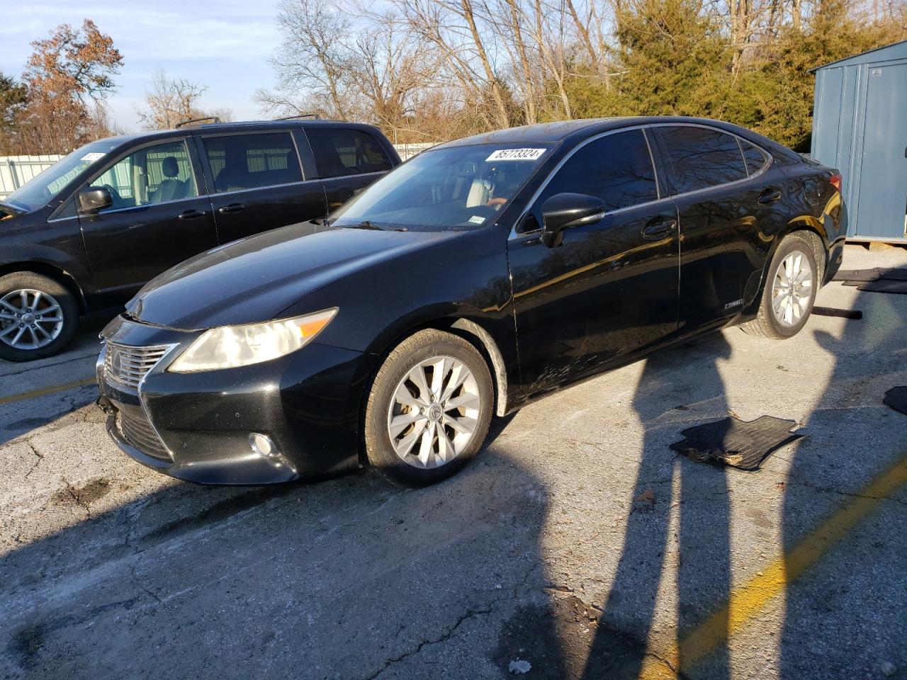  Salvage Lexus Es