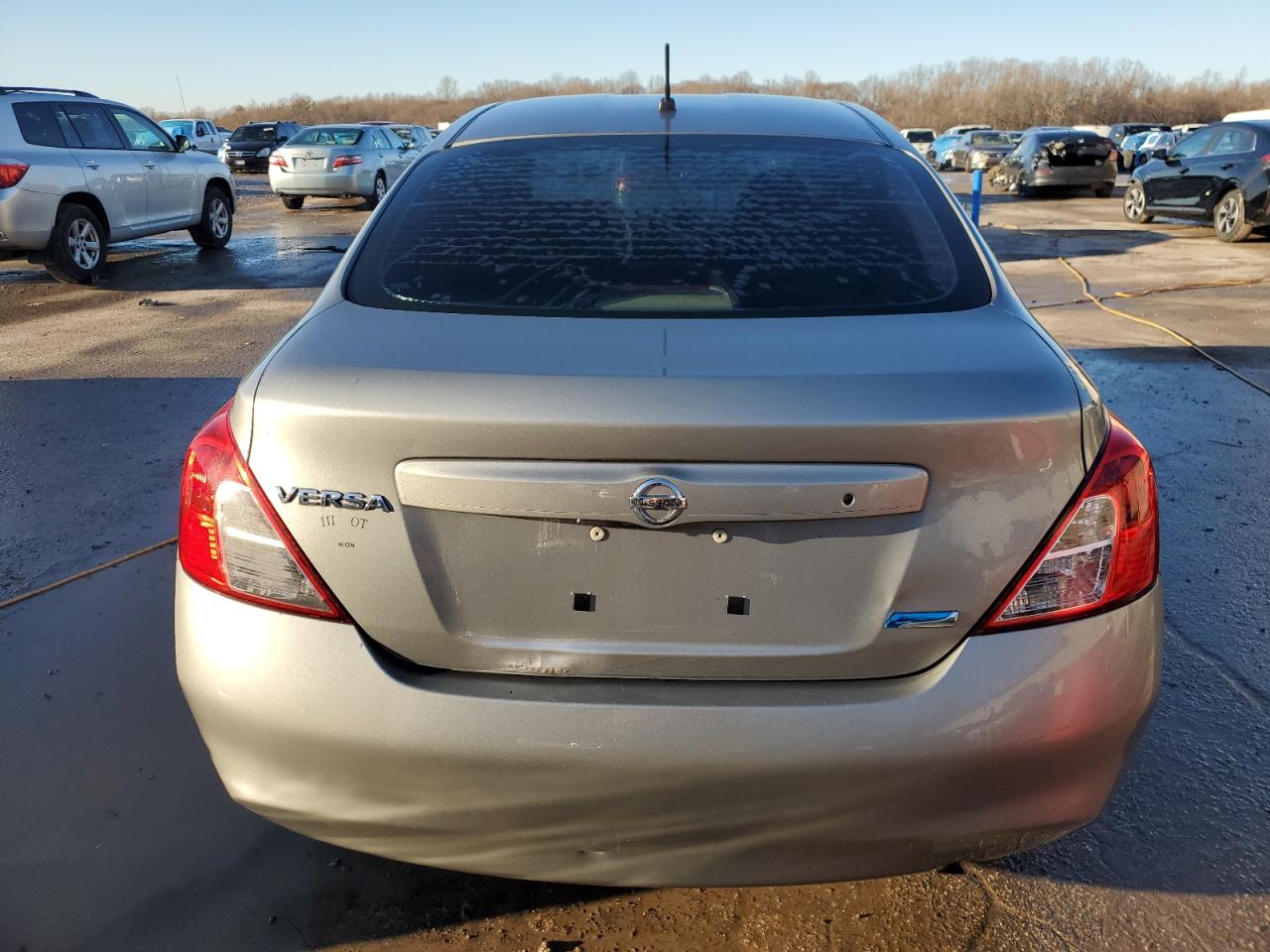 Lot #3033327824 2012 NISSAN VERSA S