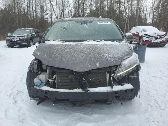 2019 TOYOTA SIENNA SE 5TDXZ3DC5KS967567