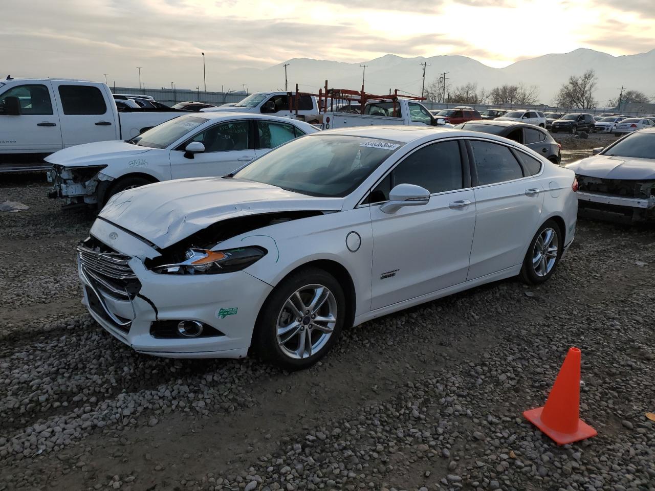 FORD FUSION TITANIUM PHEV