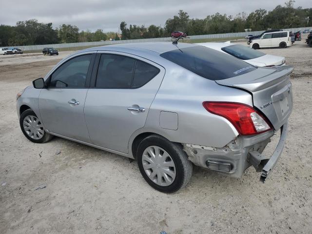 VIN 3N1CN7AP6JL881796 2018 NISSAN VERSA no.2