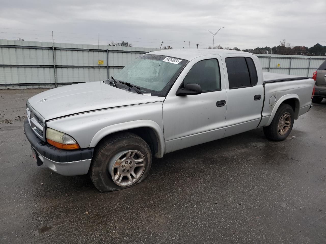 Lot #3028527940 2004 DODGE DAKOTA QUA