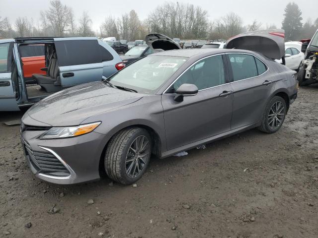 2024 TOYOTA CAMRY XLE - 4T1F11BK2RU114109