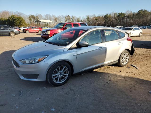 VIN 1FADP3K26FL315914 2015 FORD FOCUS no.1