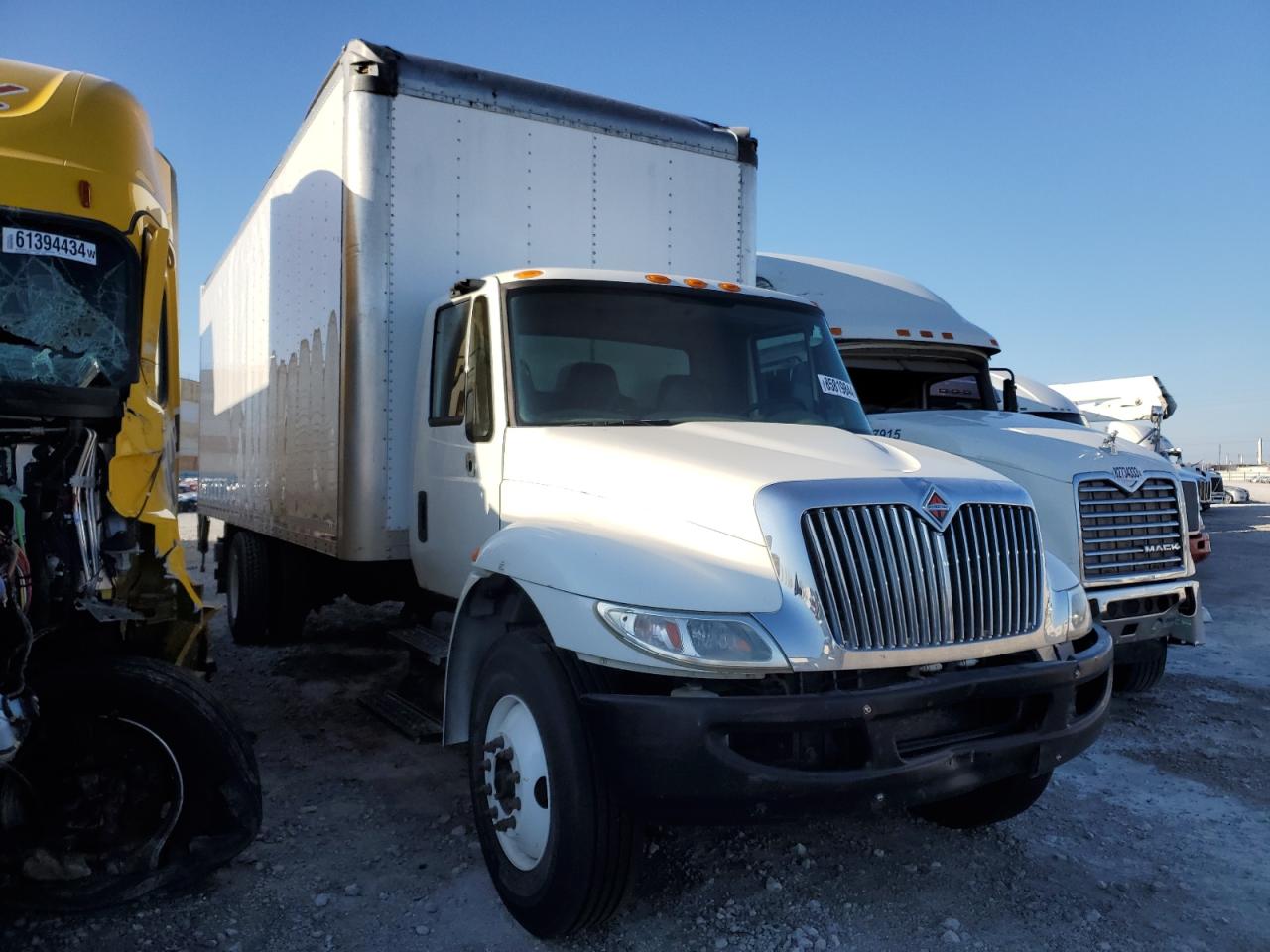 Lot #3034273068 2019 INTERNATIONAL 4000 4300