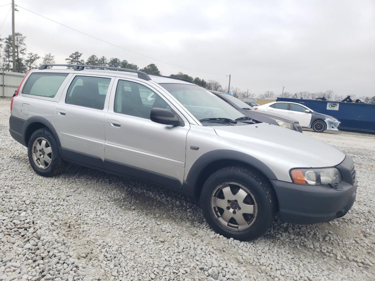 Lot #3037871253 2001 VOLVO V70 XC