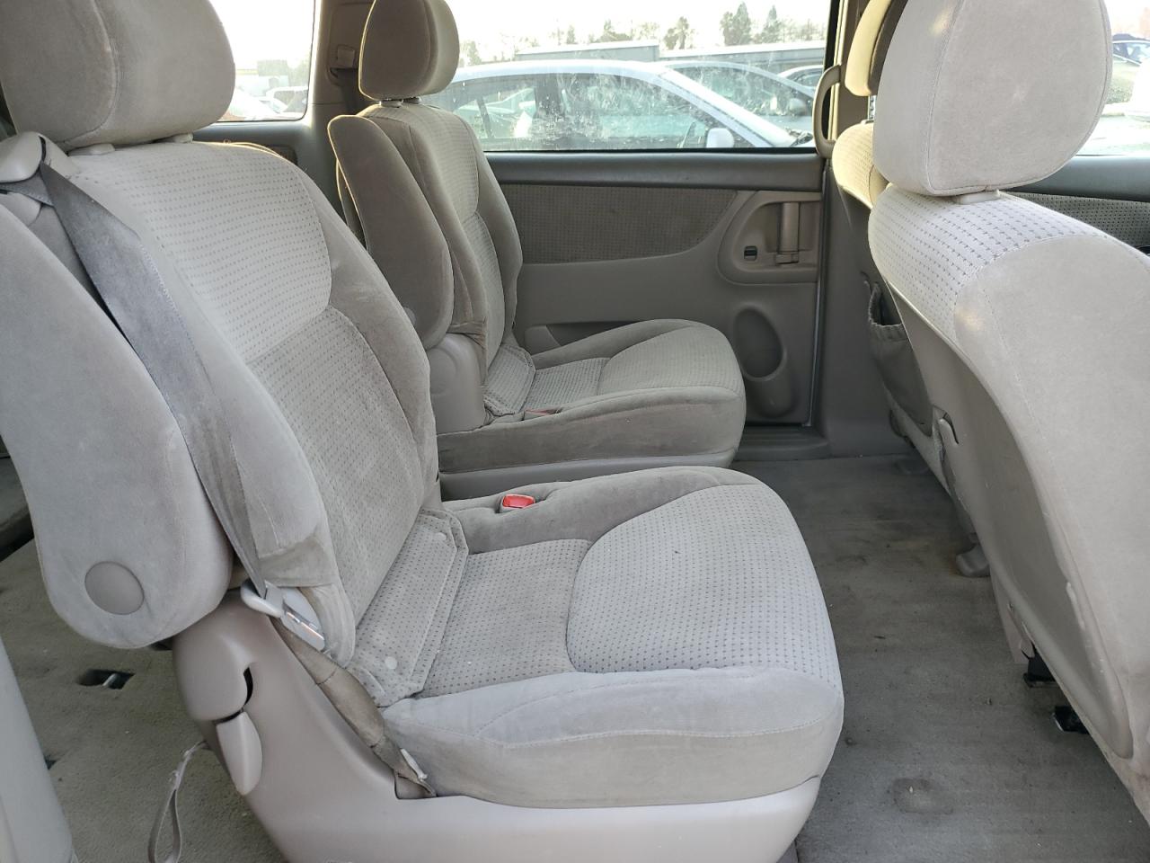 Lot #3024267859 2006 TOYOTA SIENNA CE