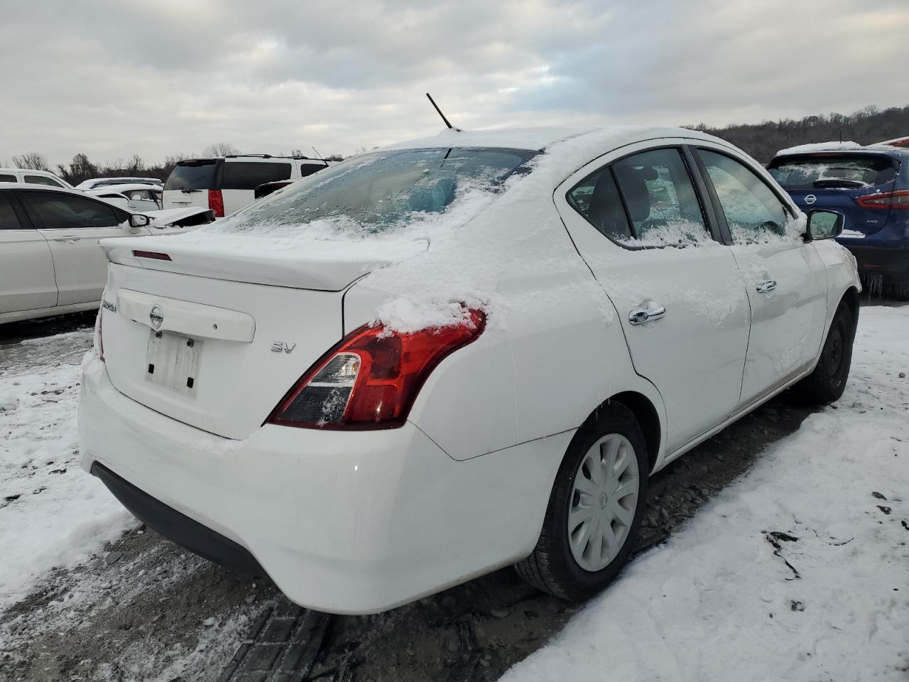 Lot #3028631921 2019 NISSAN VERSA S