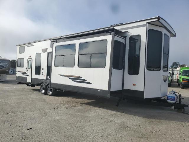 WILDWOOD GRAND LODG 2024 two tone   4X4TWD826RM062852 photo #1