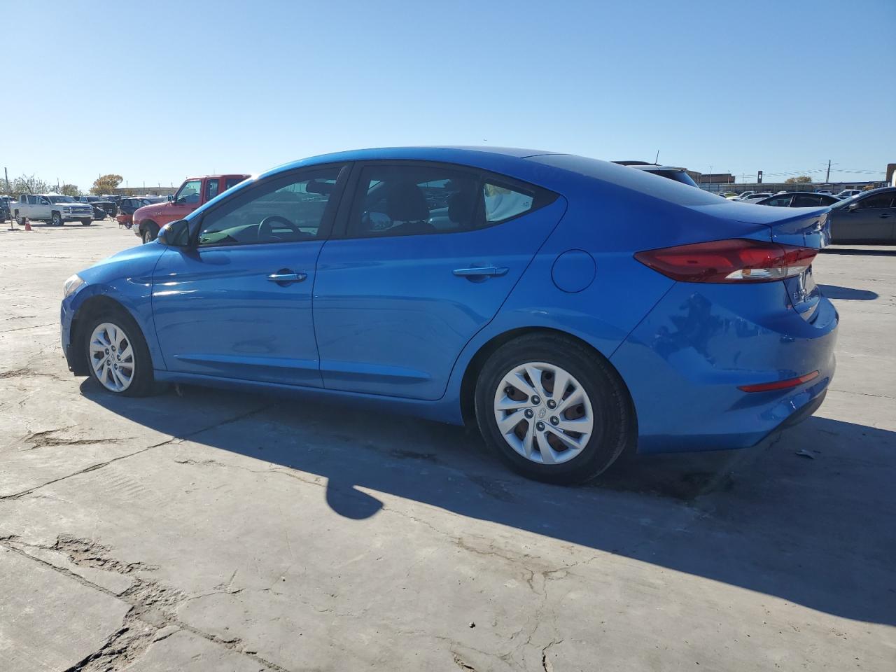 Lot #3030621123 2018 HYUNDAI ELANTRA SE