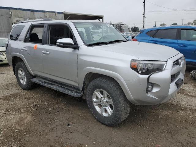 2023 TOYOTA 4RUNNER SE - JTENU5JR2P6140235