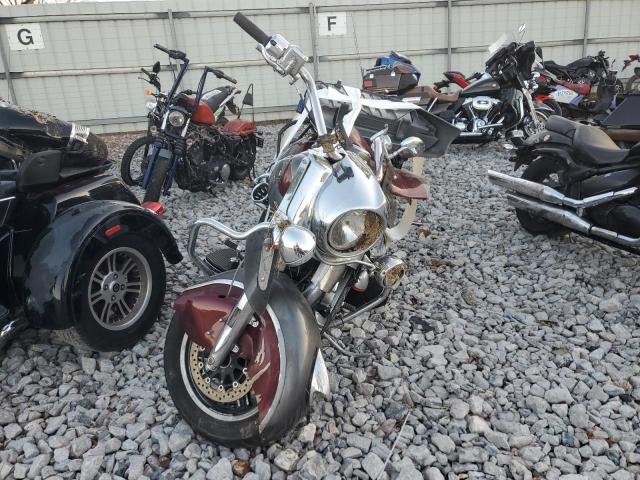 INDIAN MOTORCYCLE CO. SPRINGFIEL 2018 two tone  gas 56KTHAAA6J3368857 photo #3