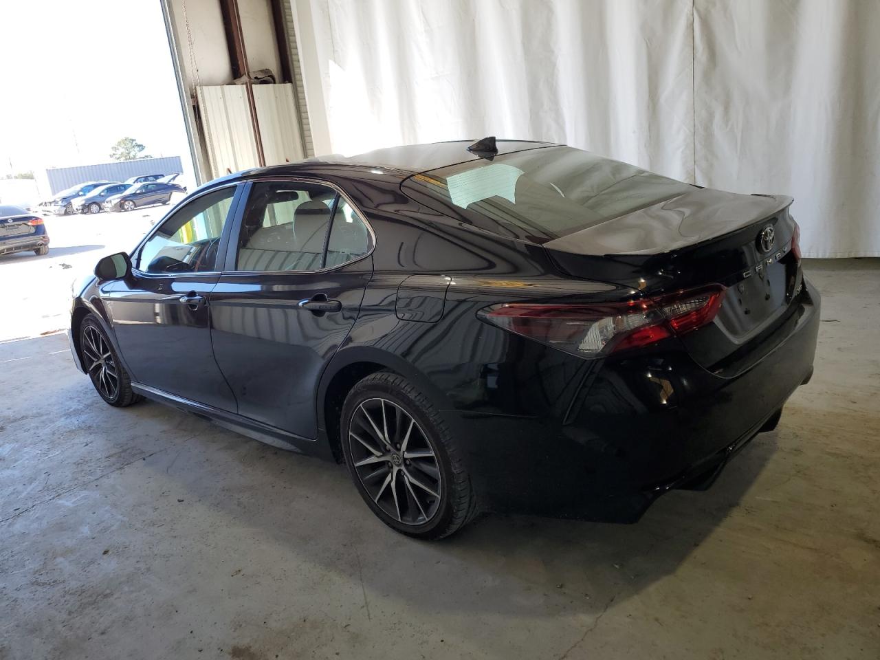 Lot #3030690100 2023 TOYOTA CAMRY SE N