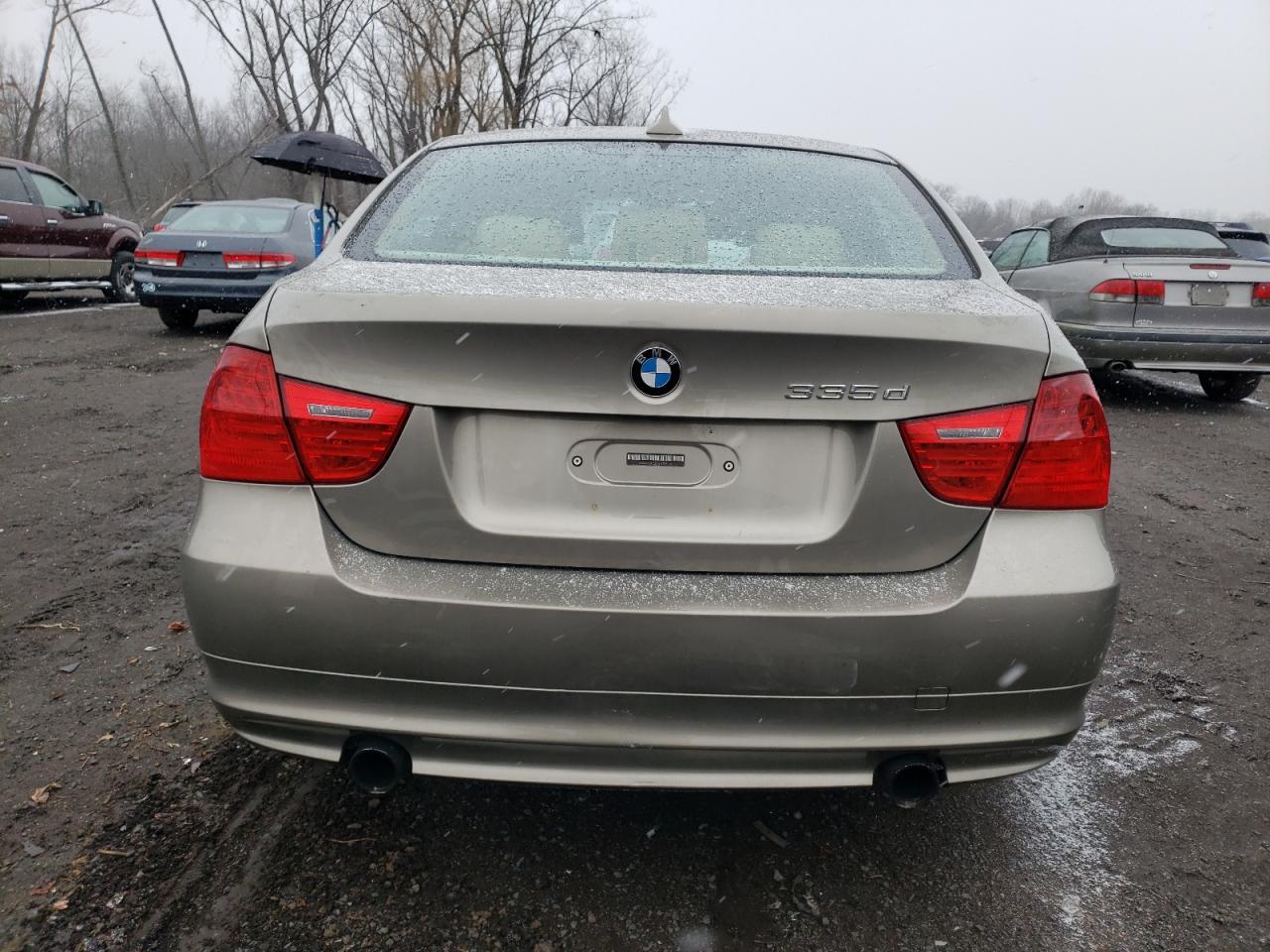 Lot #3033011015 2010 BMW 335 D