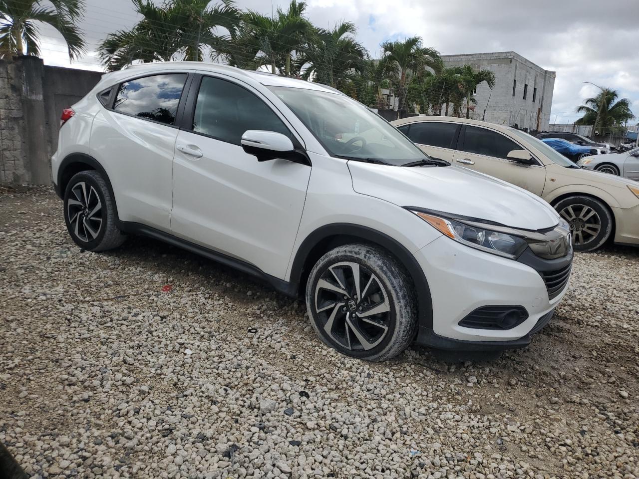 Lot #3028279812 2019 HONDA HR-V SPORT