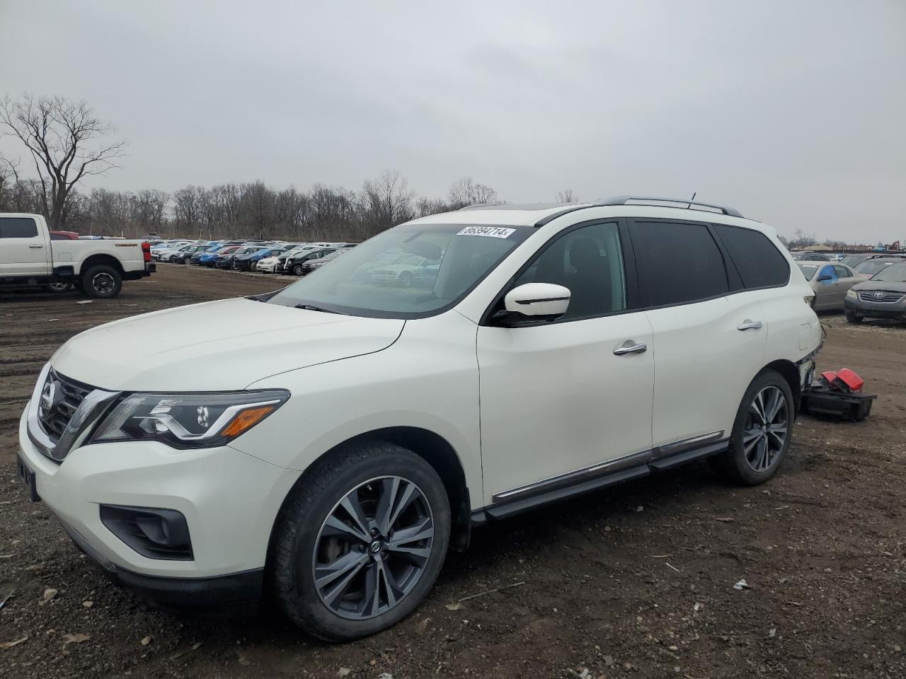  Salvage Nissan Pathfinder