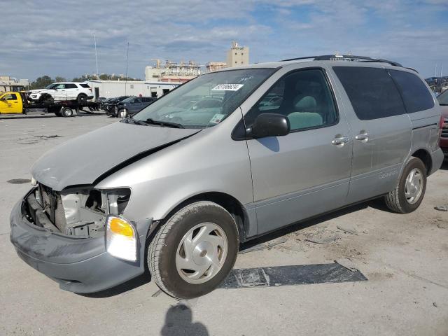 TOYOTA SIENNA CE