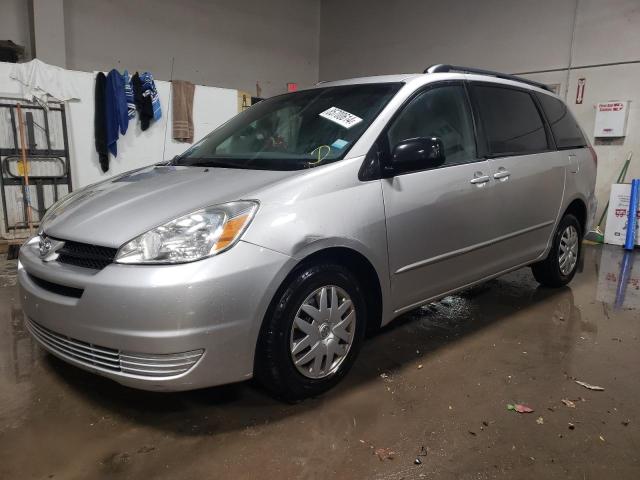 TOYOTA SIENNA CE