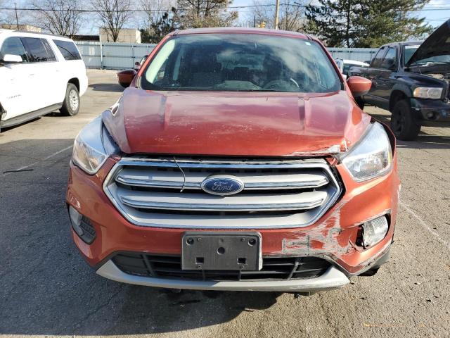 VIN 1FMCU0GD0KUB24027 2019 FORD ESCAPE no.5