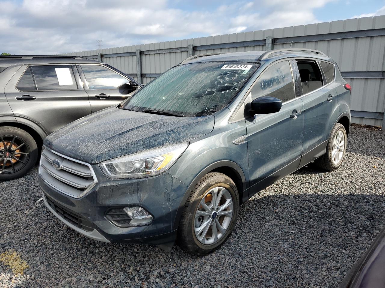  Salvage Ford Escape