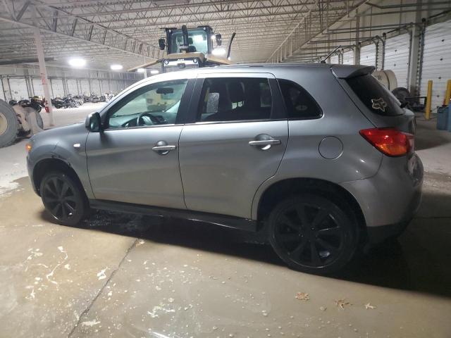 VIN 4A4AR3AU4FE052314 2015 MITSUBISHI OUTLANDER no.2