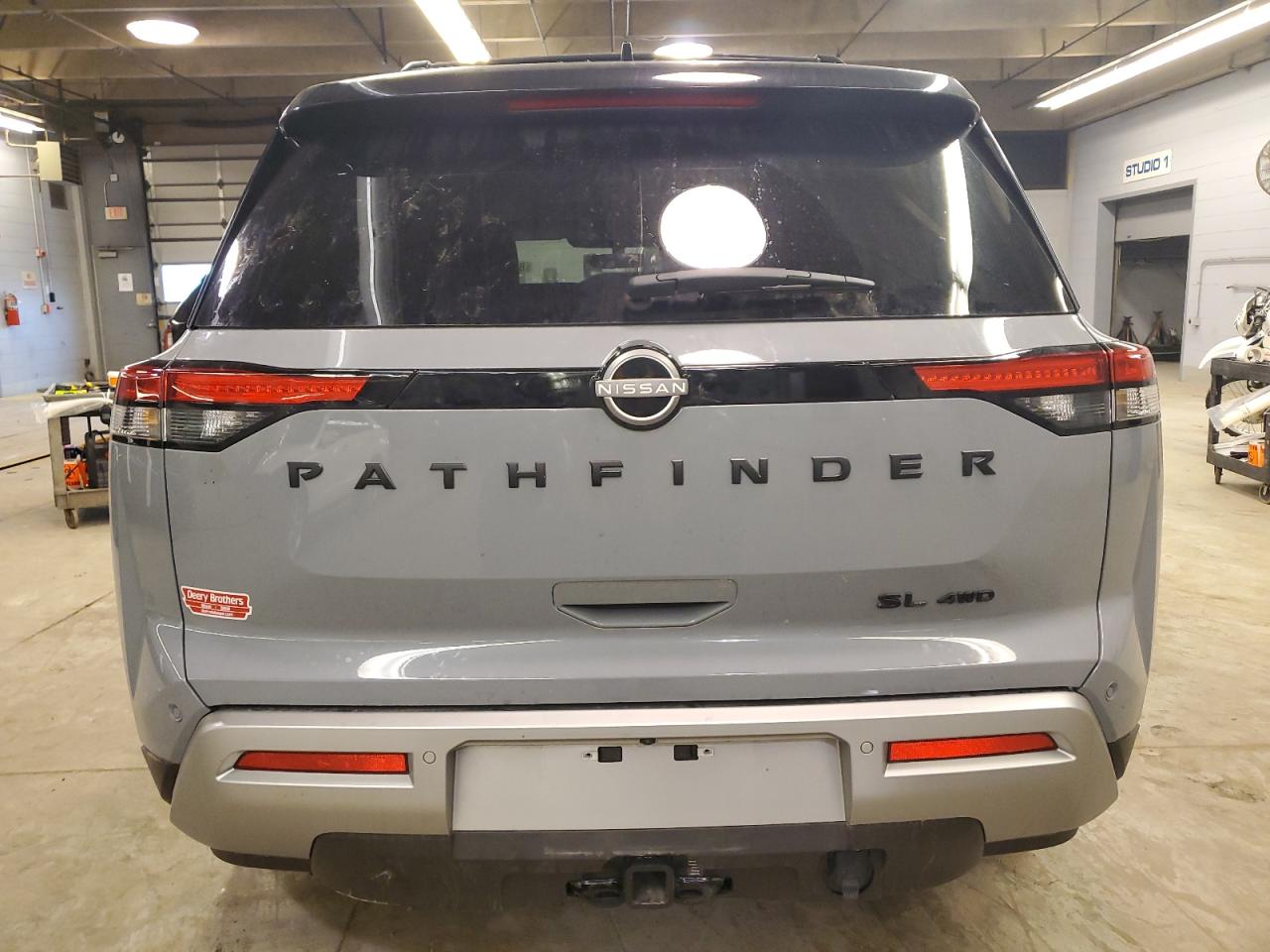 NISSAN PATHFINDER SL