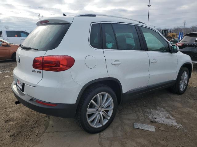 VIN WVGAV7AX2FW597776 2015 VOLKSWAGEN TIGUAN no.3