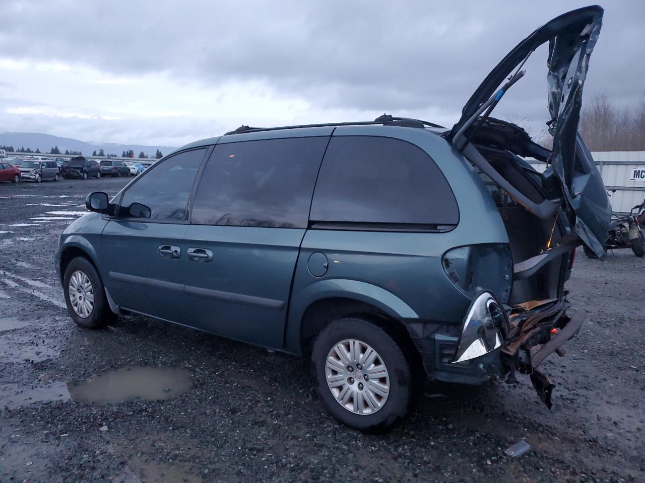 Lot #3030432459 2005 CHRYSLER TOWN & COU