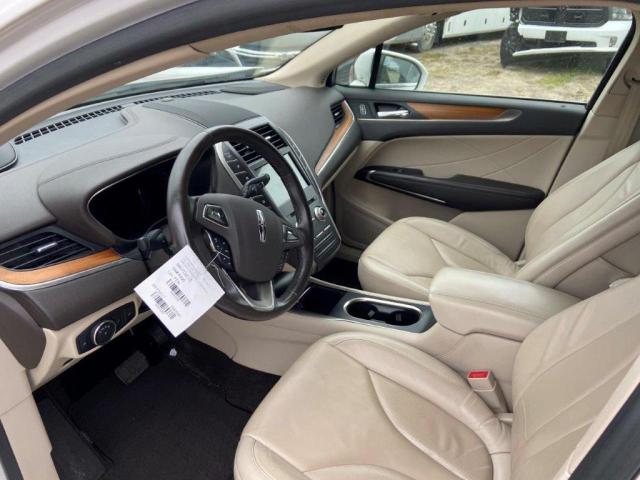 2017 LINCOLN MKC SELECT 5LMCJ2D94HUL62070
