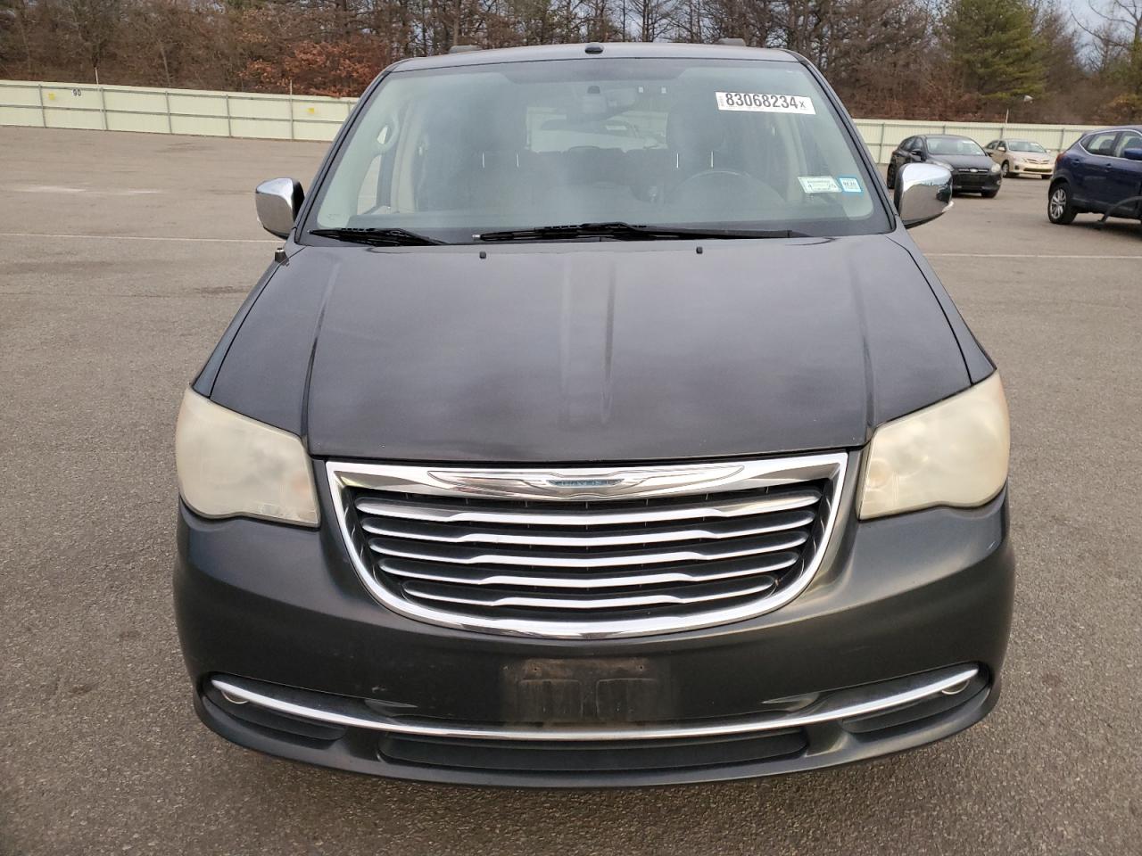 Lot #3029351775 2011 CHRYSLER TOWN & COU