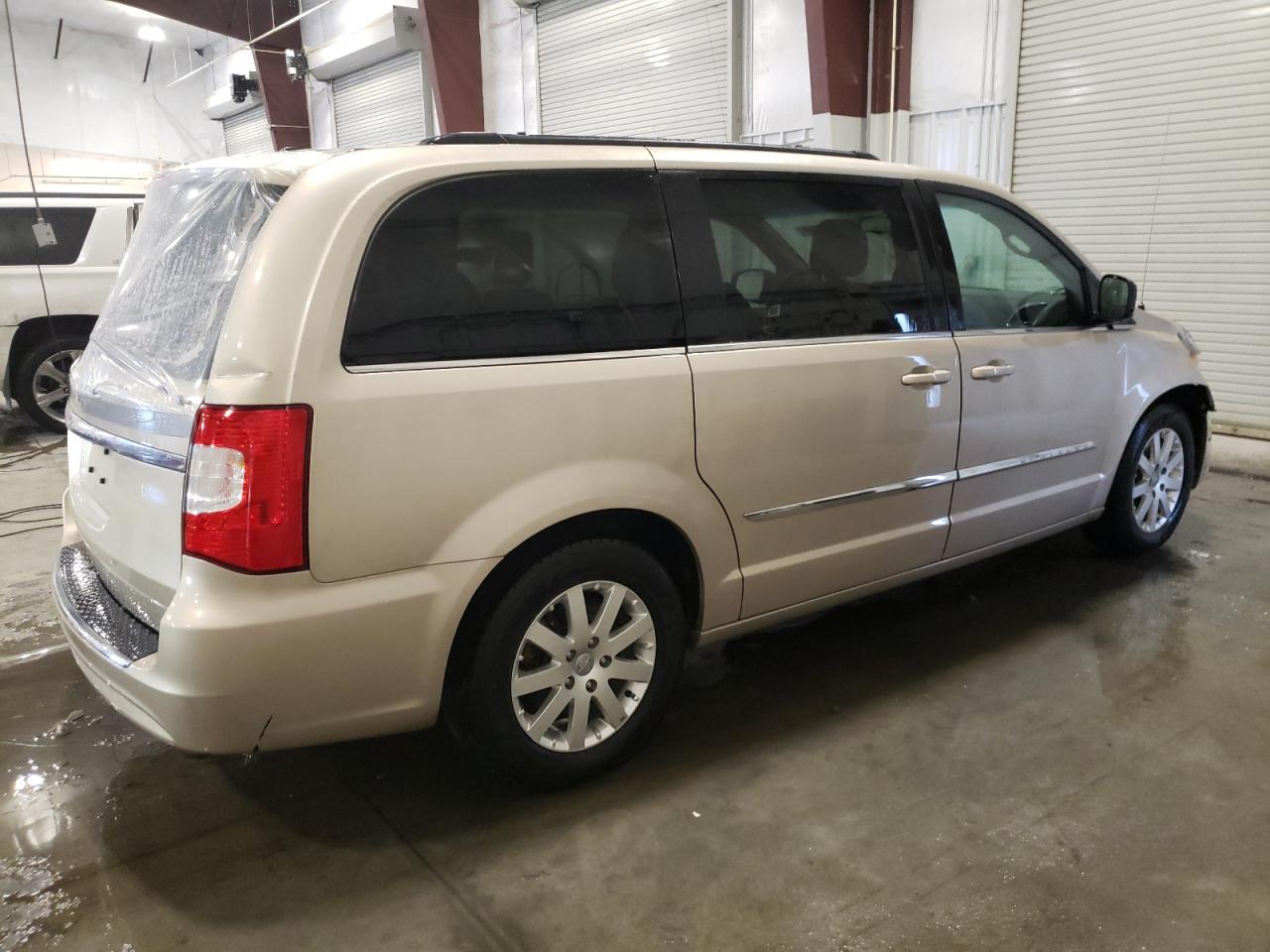 Lot #3034306067 2015 CHRYSLER TOWN & COU