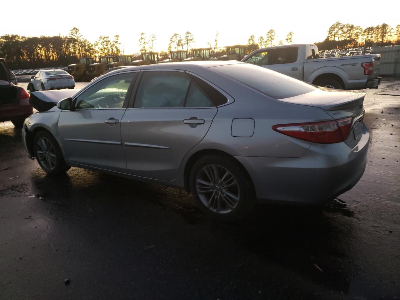 Lot #3028527943 2015 TOYOTA CAMRY LE