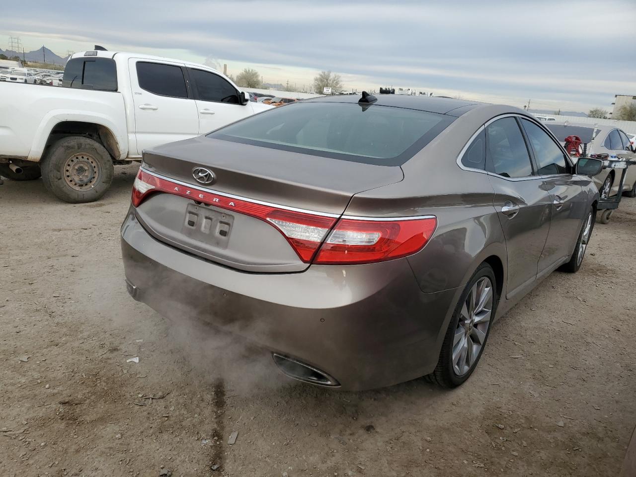 Lot #3038254724 2013 HYUNDAI AZERA GLS