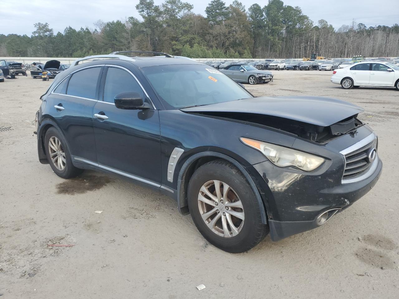 INFINITI FX35