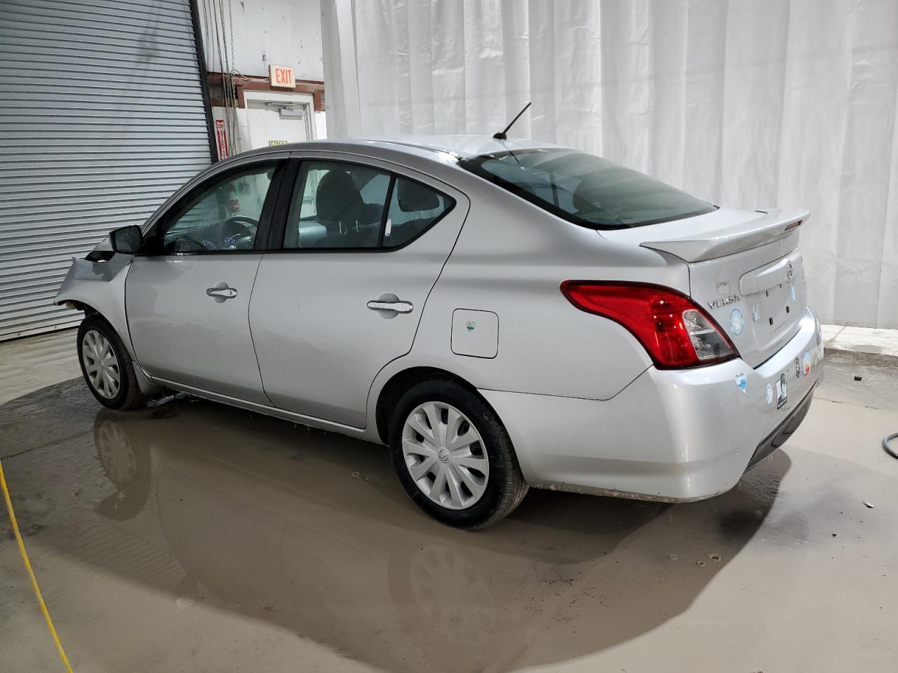 Lot #3030419472 2017 NISSAN VERSA S